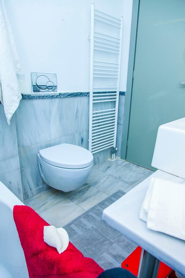 Alpha Boutique Apartment Next To Athens Museum Екстериор снимка
